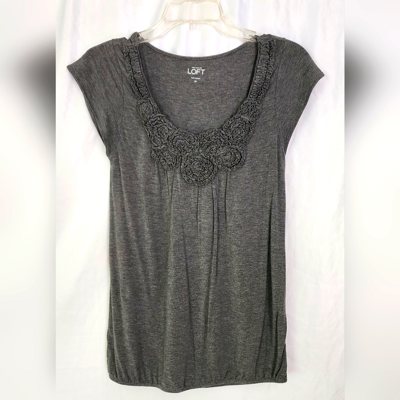 Ann Taylor Loft Modal Floral Neckline Elastic Hen Cap Sleeve Breezy Top Xs Nwot